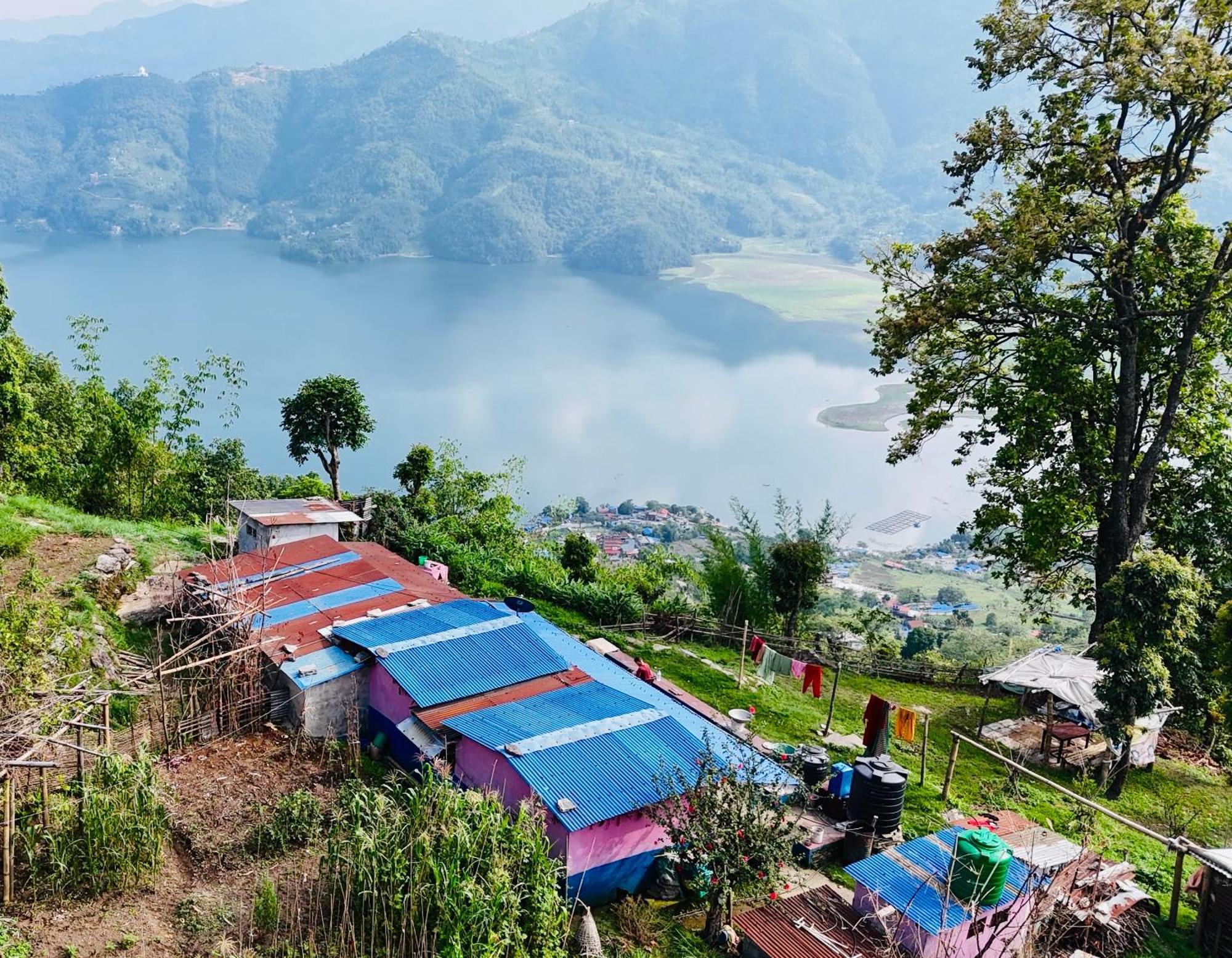 Hom'S Homestay & Farmstay Sarangkot Pokhara Bagian luar foto